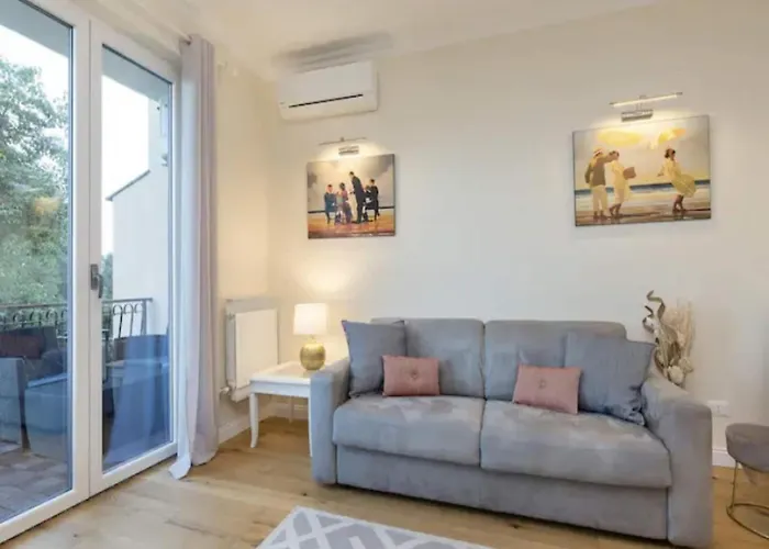 Feriehus In With Maggiore Views *