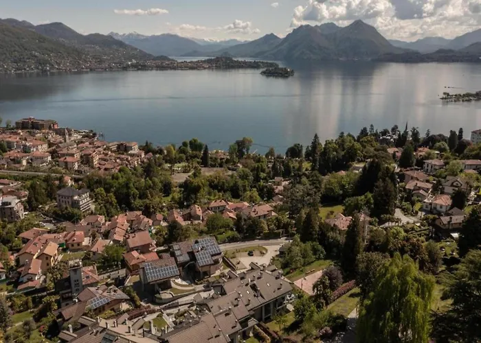 In With Maggiore Views Baveno